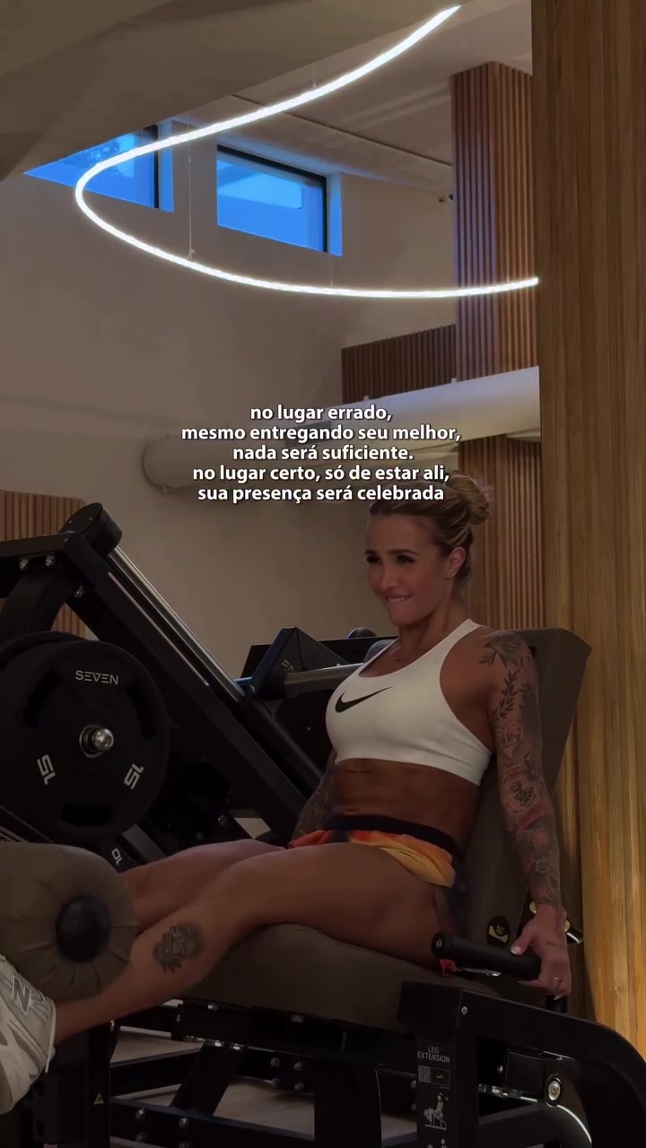 還會(huì)再愛嘛與羅德里戈分手后前女友以淚洗面沒(méi)心情健身