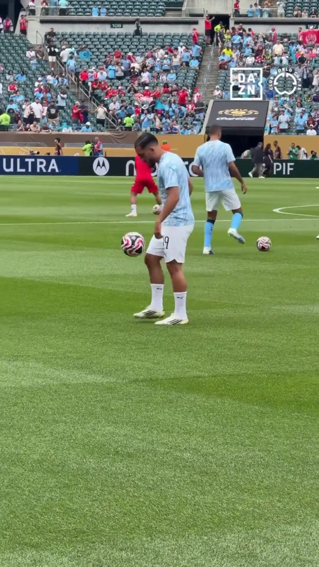 曼城官媒用無痕停球來評價謝爾基對他來說就像呼吸一樣簡單