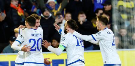 世體：關(guān)于霍村前鋒阿斯拉尼，巴薩保持觀望拜仁準(zhǔn)備迅速行動