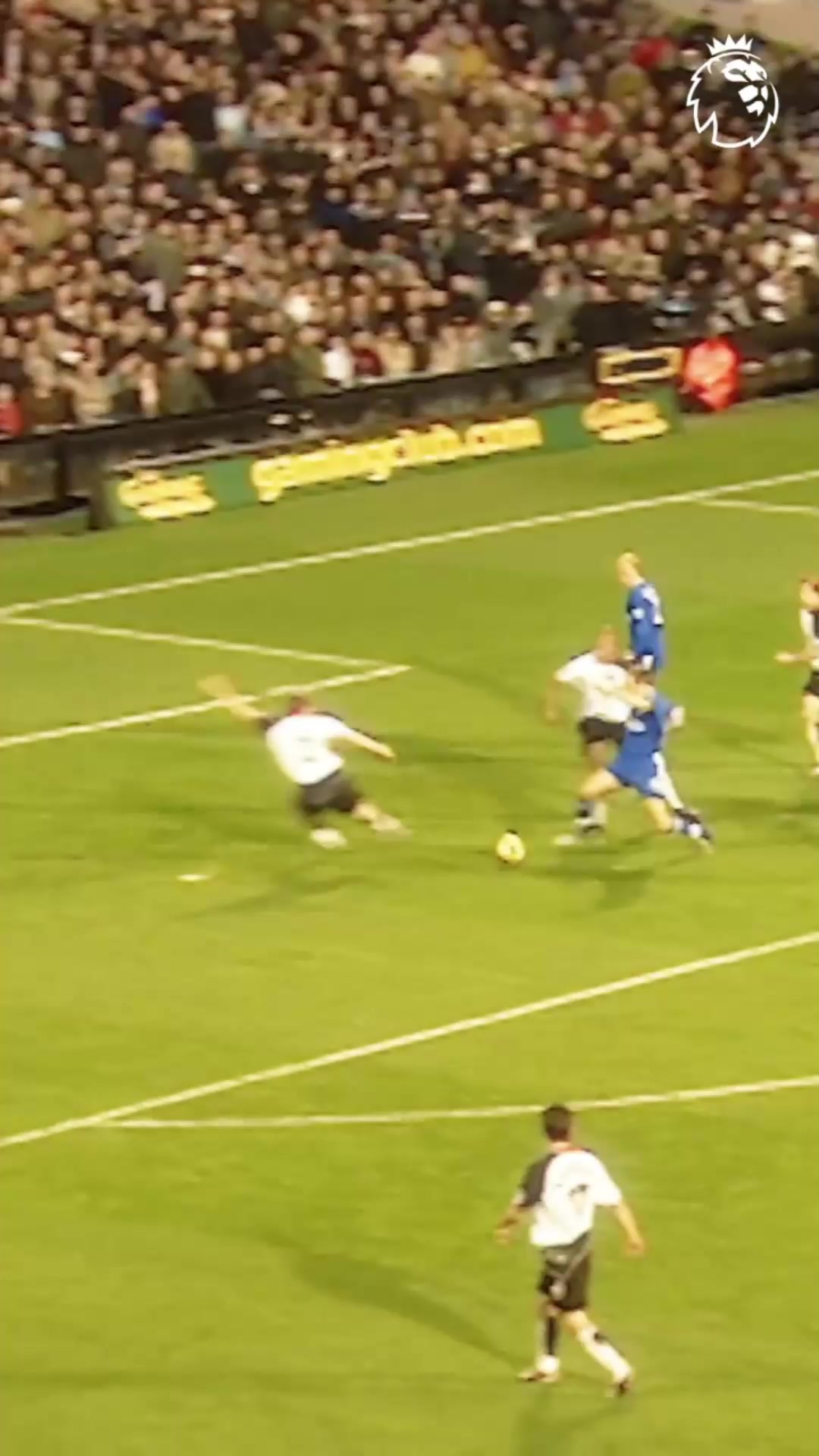 扣倒兩名后衛(wèi)有頭發(fā)的羅本意氣風(fēng)發(fā)秀到起飛