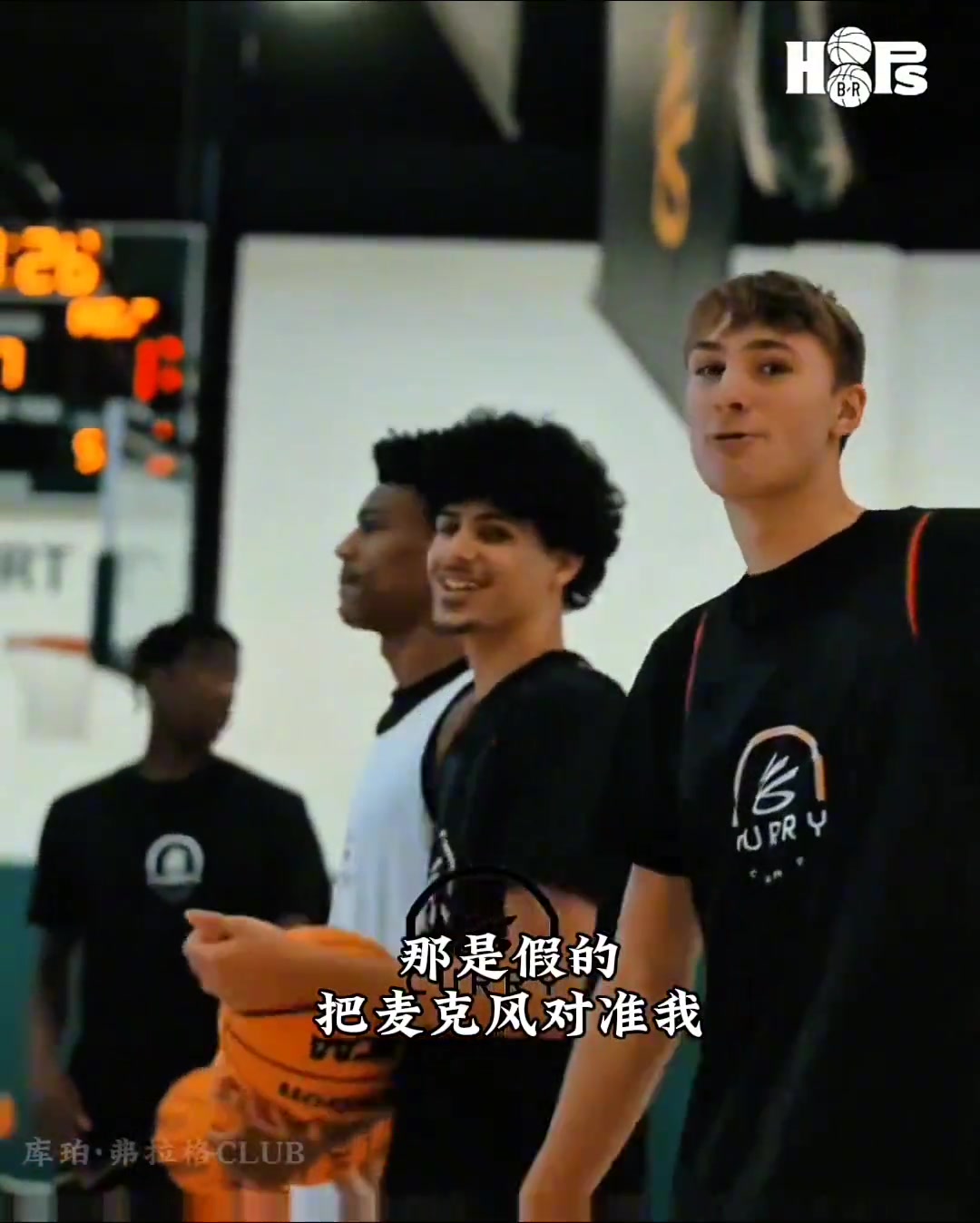 聽說你曾經(jīng)單挑打爆比爾弗拉格辟謠那是假的純屬謠言