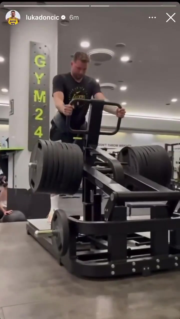 77開(kāi)啟休賽期特訓(xùn)下賽季聯(lián)盟將會(huì)有兩個(gè)庫(kù)里嘛