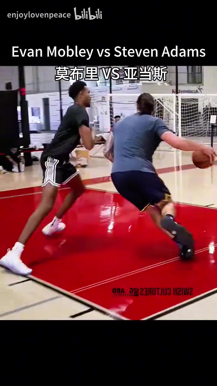 外網(wǎng)爆火野獸外形細(xì)膩技術(shù)當(dāng)年亞當(dāng)斯和莫布里的單挑