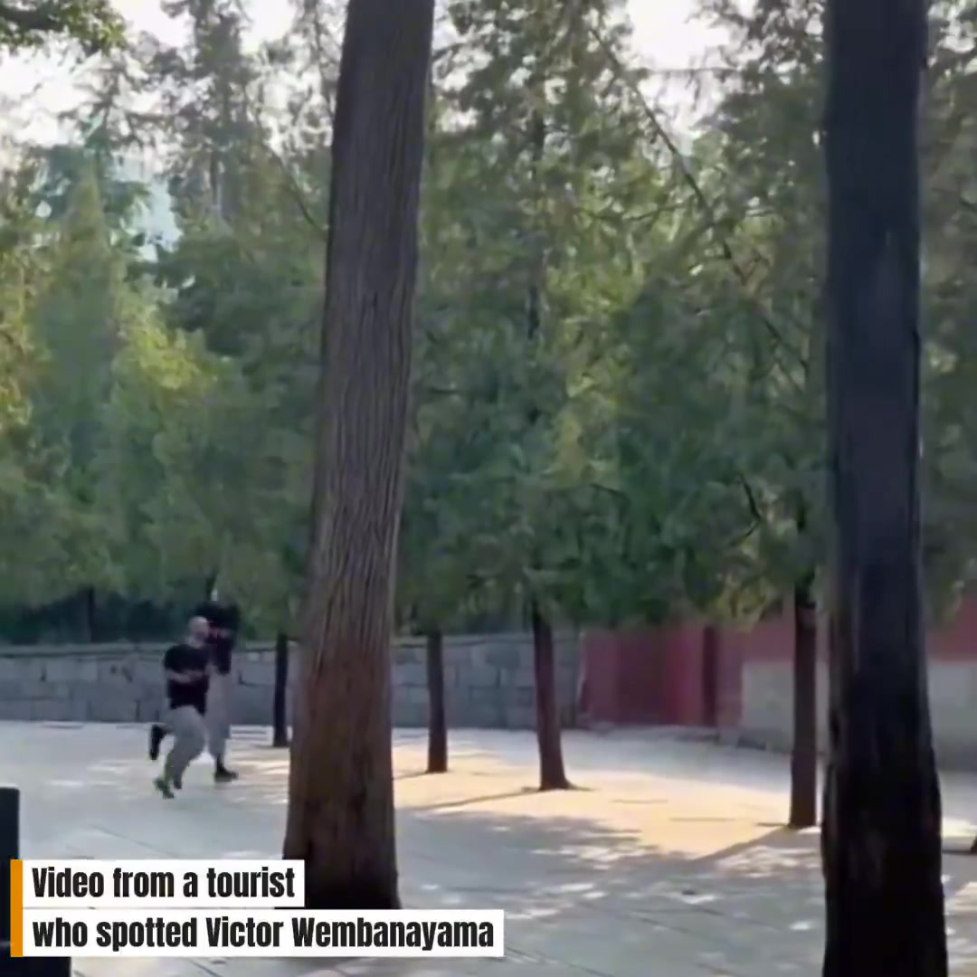 美媒文班亞馬非常的認(rèn)真對(duì)待這次靜修 聽說少林4點(diǎn)就要跑步了