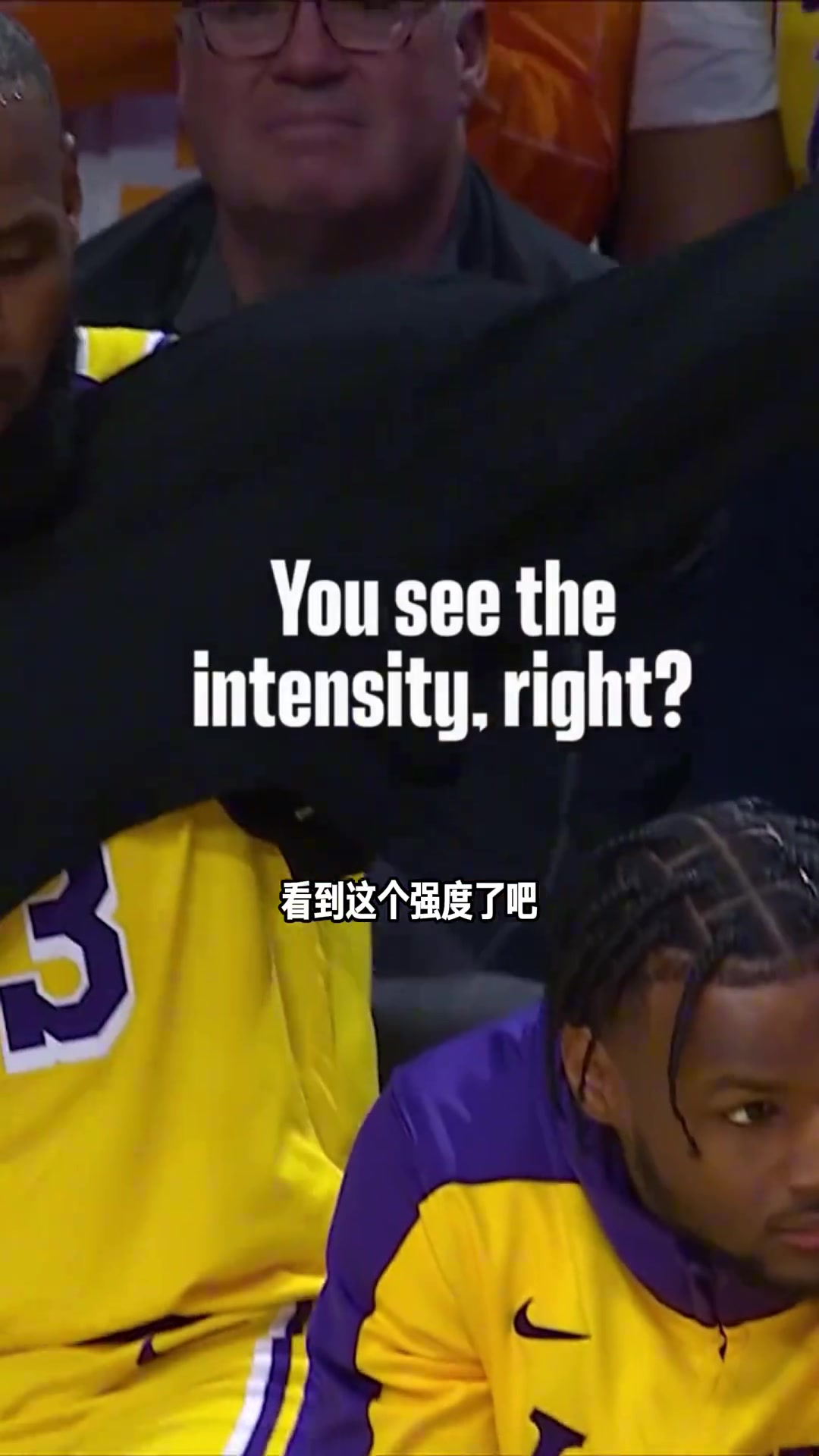 歷史性的一刻NBA歷史上第一次父子同臺