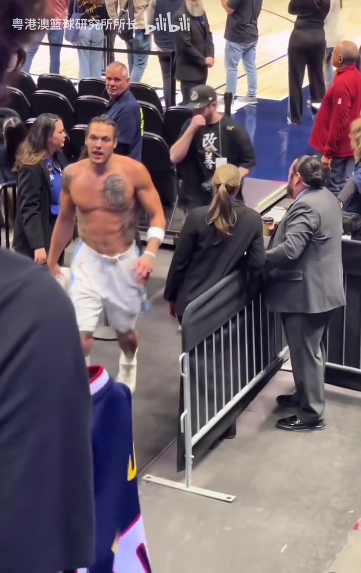 這氣質(zhì)太硬了戈登這身材無論看多少次都會驚嘆啊