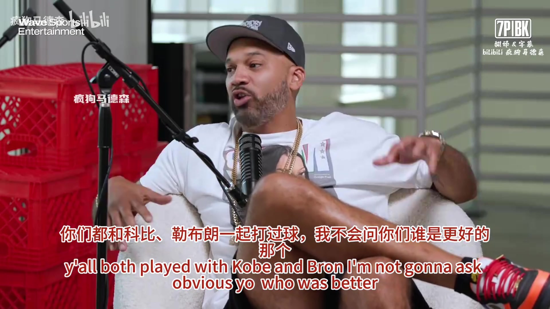 韋德勒布朗總是第一個(gè)到訓(xùn)練館而科比會在任何時(shí)候出現(xiàn)在訓(xùn)練館