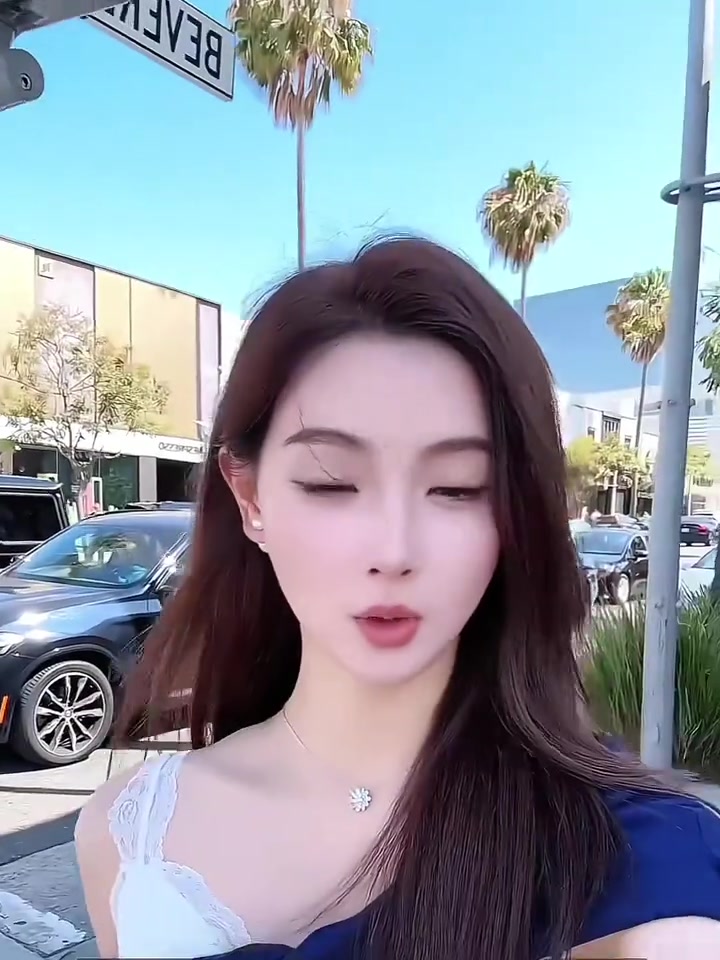 真滴是愛了美女主播金佳悅曬出旅行照wakewake