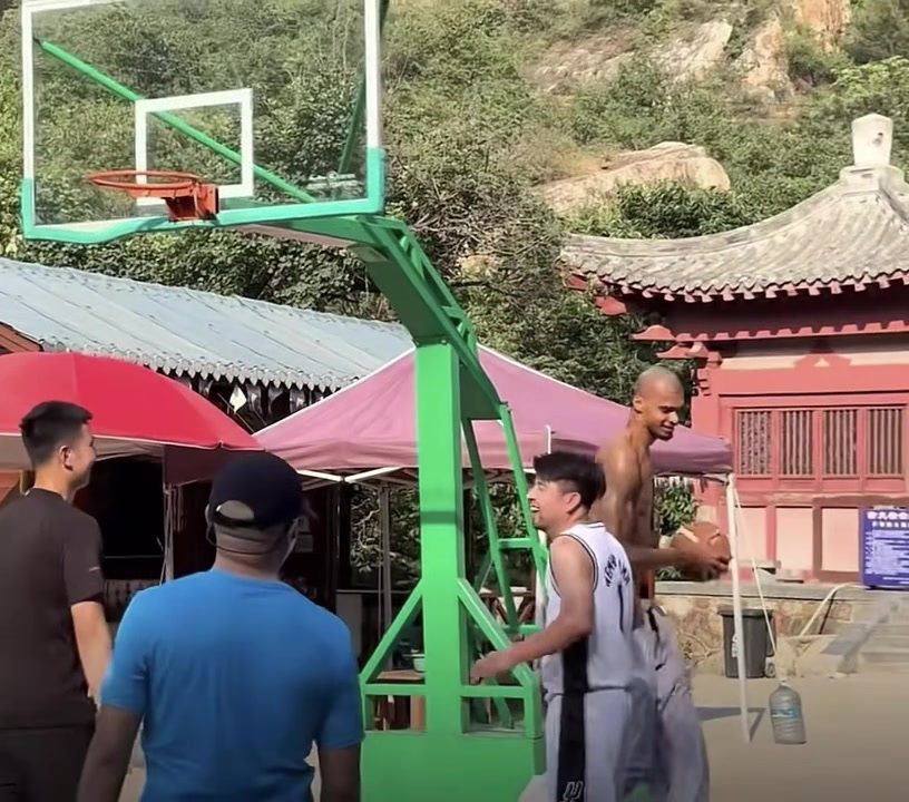 佛光頭法國(guó)人文班亞馬一人集成馬刺GDP全部要素