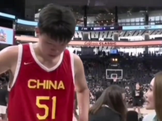 楊瀚森此前夏季聯(lián)賽賽后采訪飚臟話 孟超聽(tīng)后都繃不住了