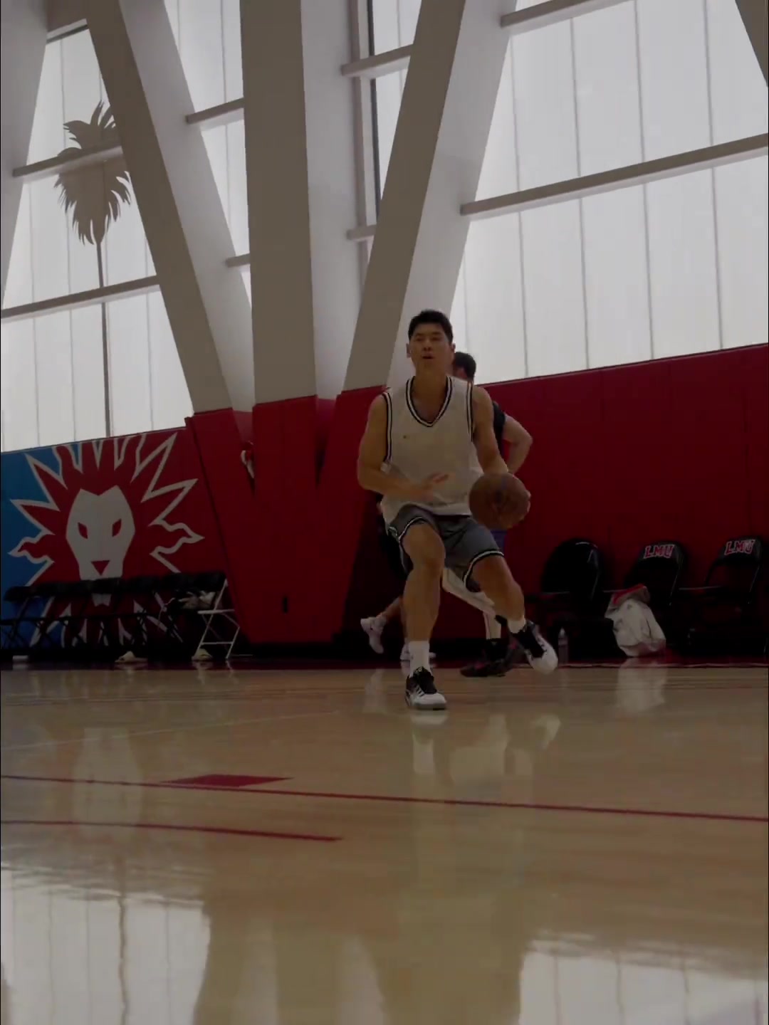 崔永熙更新訓(xùn)練動(dòng)態(tài)康復(fù)進(jìn)度條45恢復(fù)一周六練加油