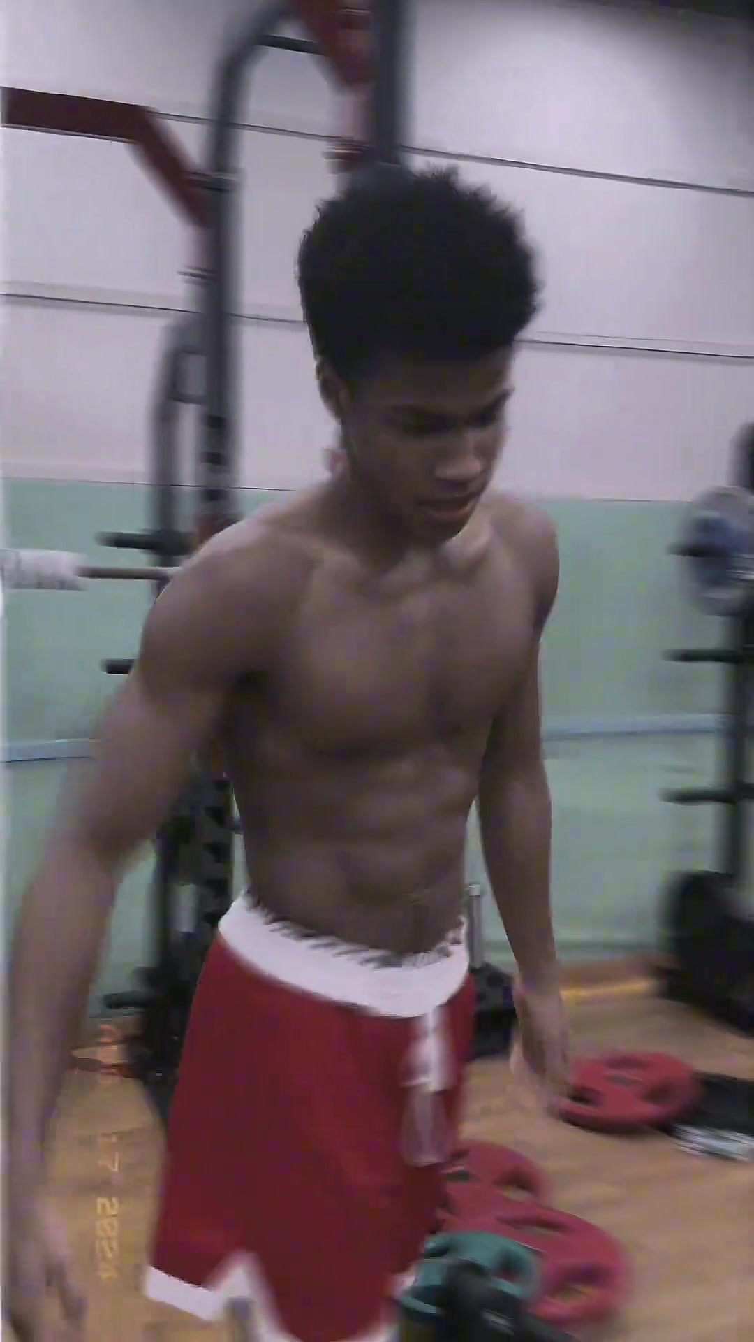 朱正彰華非馮傲三位混血球員誰(shuí)將來(lái)會(huì)加入中國(guó)男籃呢