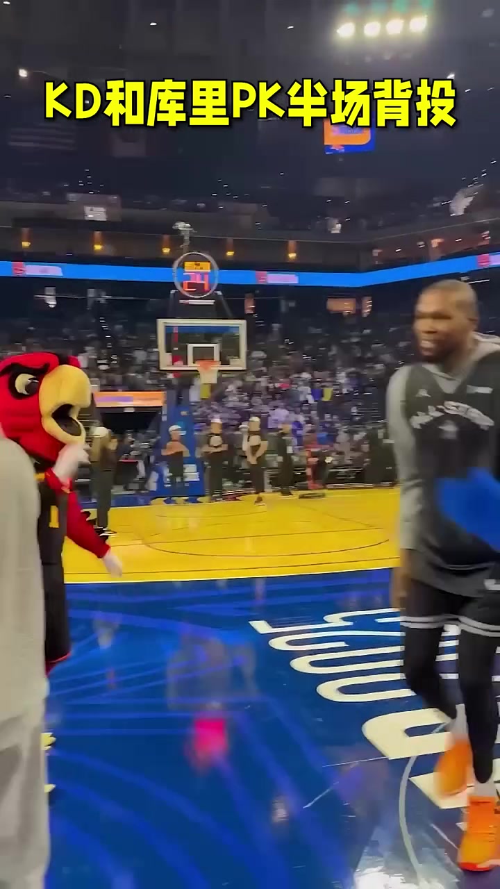 KD和庫(kù)里PK半場(chǎng)背頭姜還是庫(kù)里辣啊
