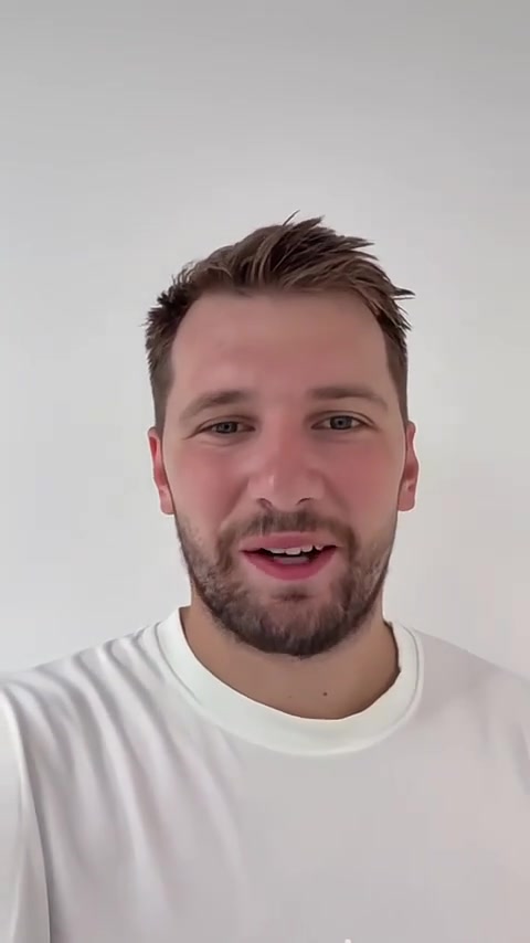 帥哥你誰東契奇最新自拍 這顏值是要重回巔峰啊