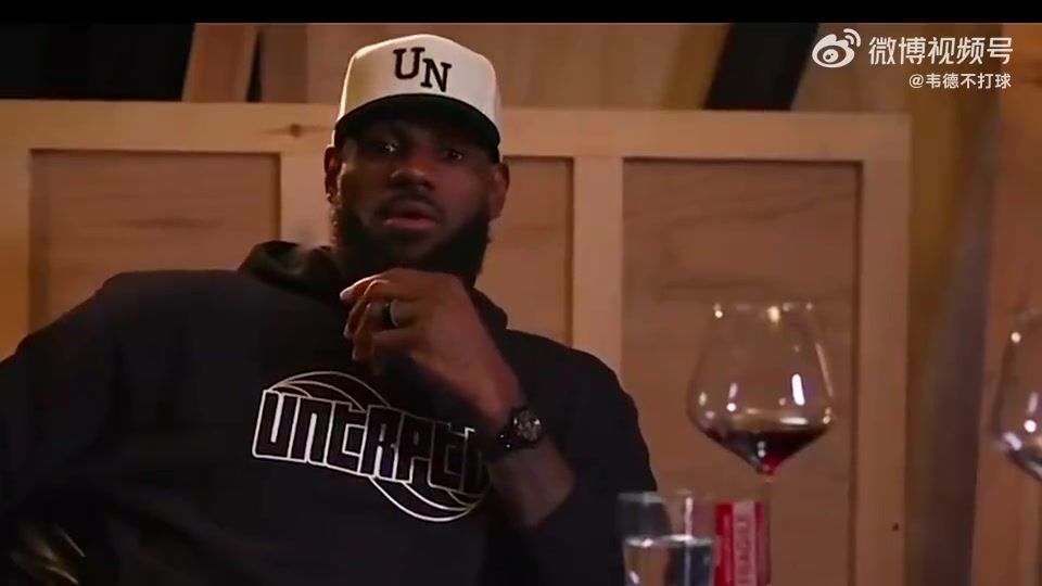 詹姆斯此前大家都為波什犧牲鳴不平但你們問(wèn)過(guò)他嗎他是自愿的