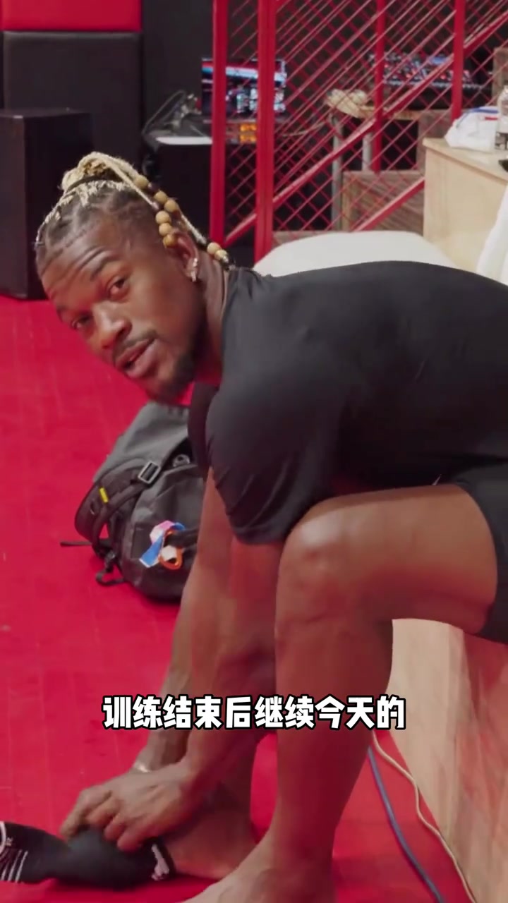 對得起勇士給的每一分錢巴特勒中國行期間也不忘每天訓(xùn)練