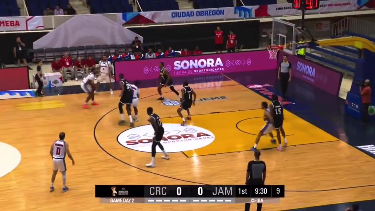 上賽季的船密應(yīng)該很熟悉鮑威爾為牙買(mǎi)加出戰(zhàn)單場(chǎng)爆砍34分