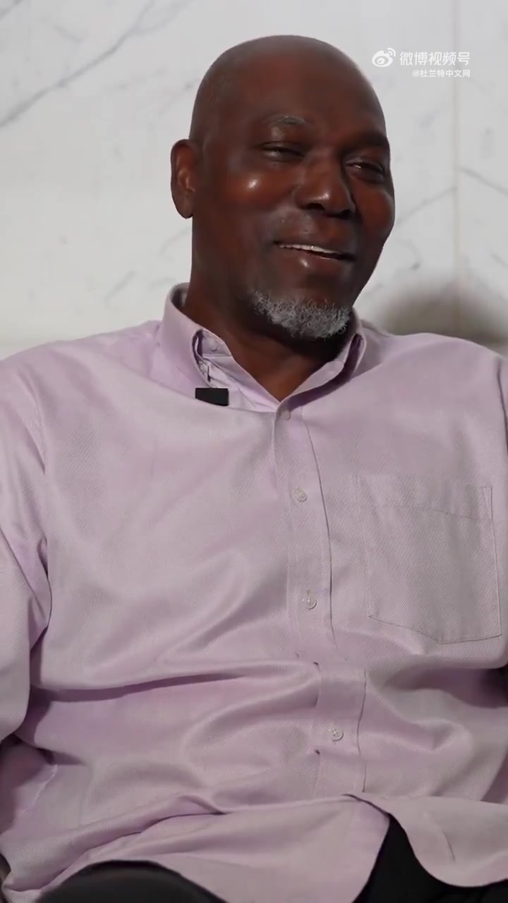 火箭名宿奧拉朱旺我們有了杜蘭特新賽季一定非常精彩