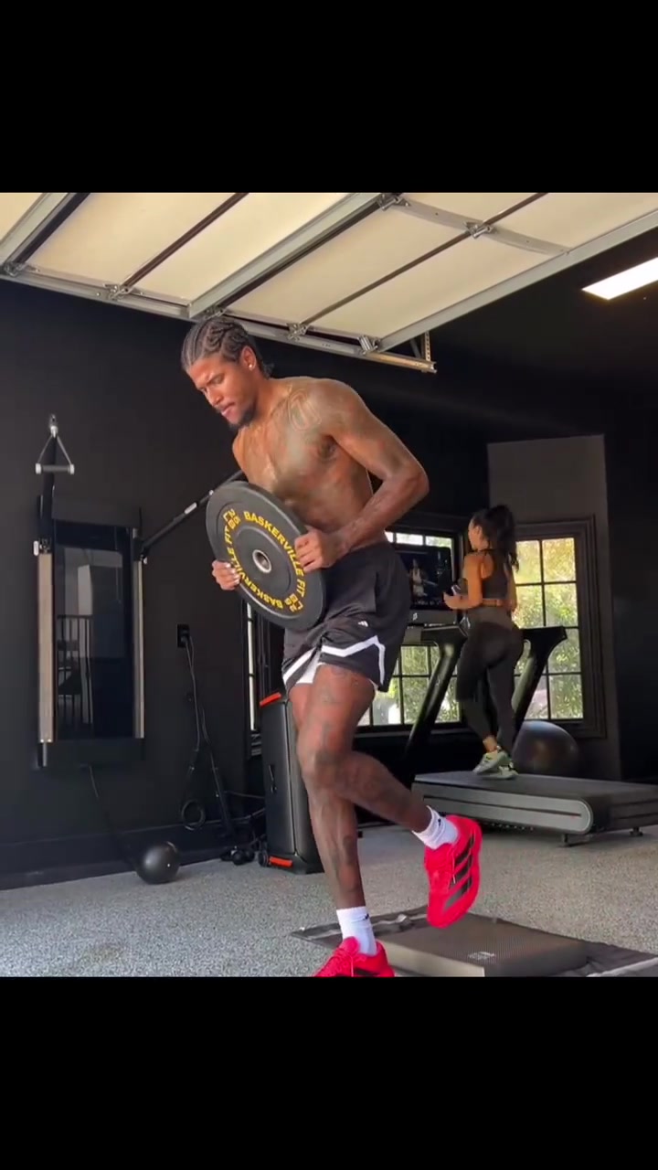 杰倫格林加緊訓練變強壯了