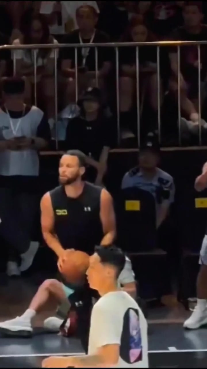 庫里接球投籃姿勢來了投籃美如畫