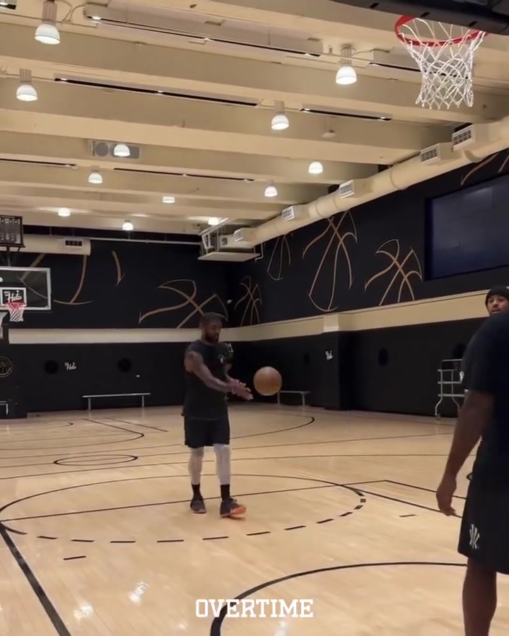 下賽季三狀元合體歐文已經(jīng)開(kāi)始簡(jiǎn)單投籃訓(xùn)練 復(fù)出在即