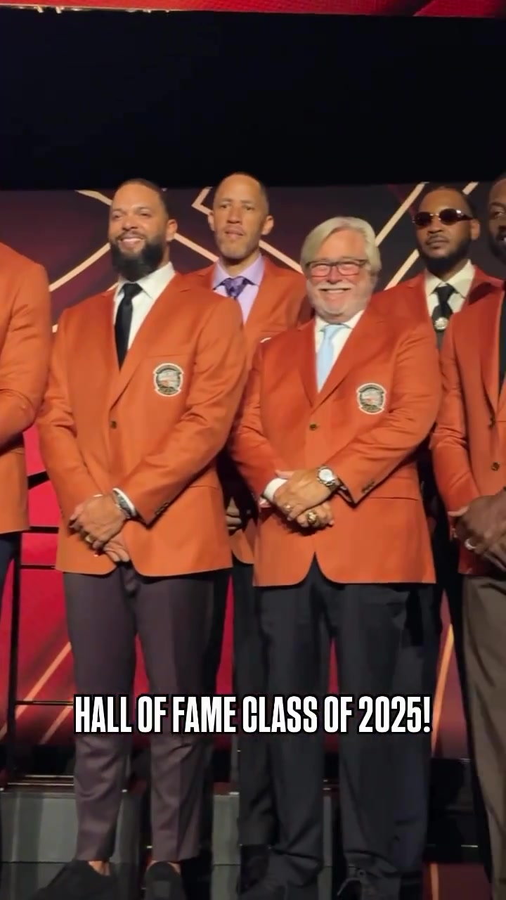 2025年名人堂成員集體合影 現(xiàn)在的新球迷還認(rèn)得出是誰嗎