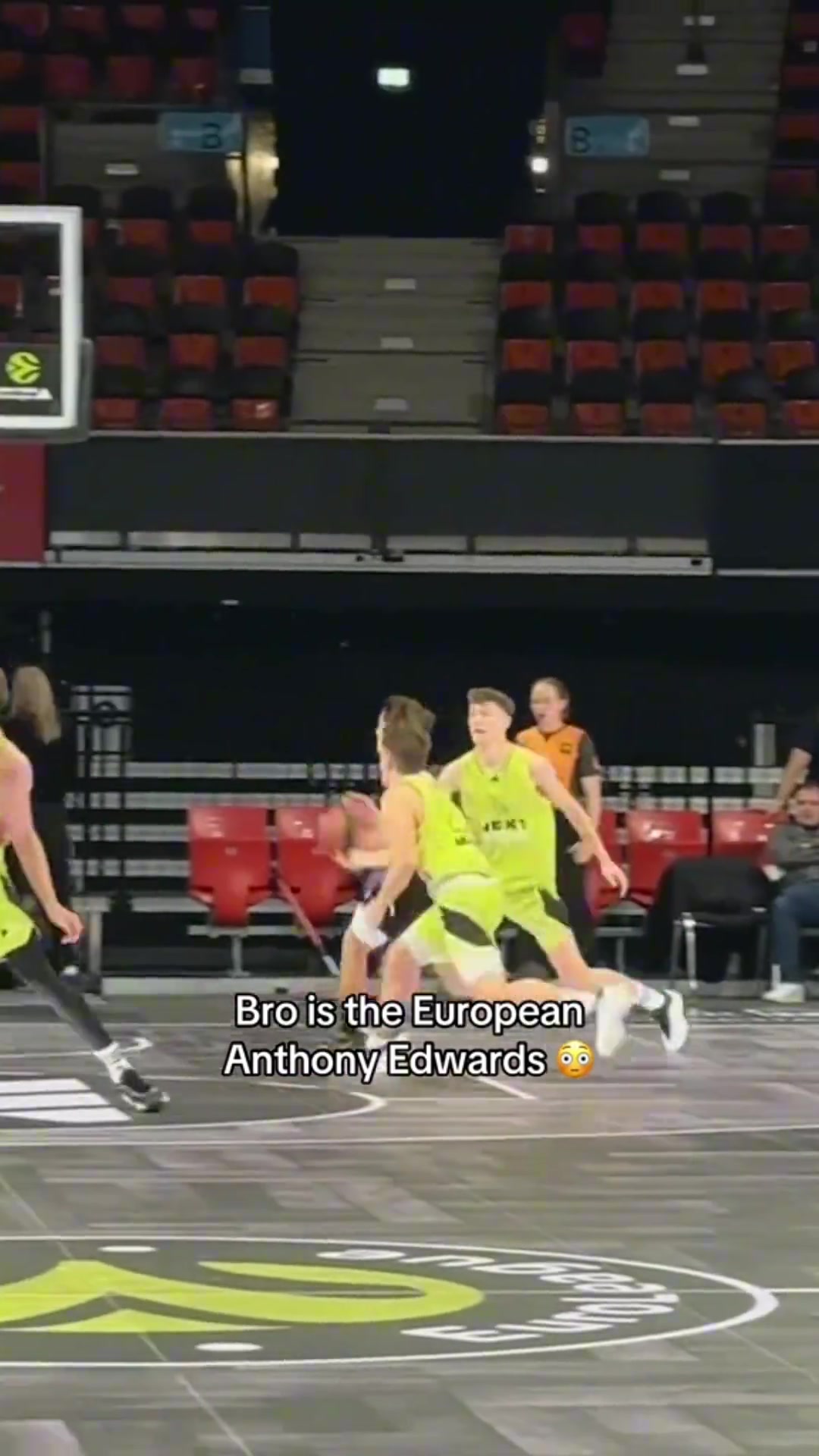 目前英國排名第一的高中生身體素質(zhì)恐怖神似愛德華茲