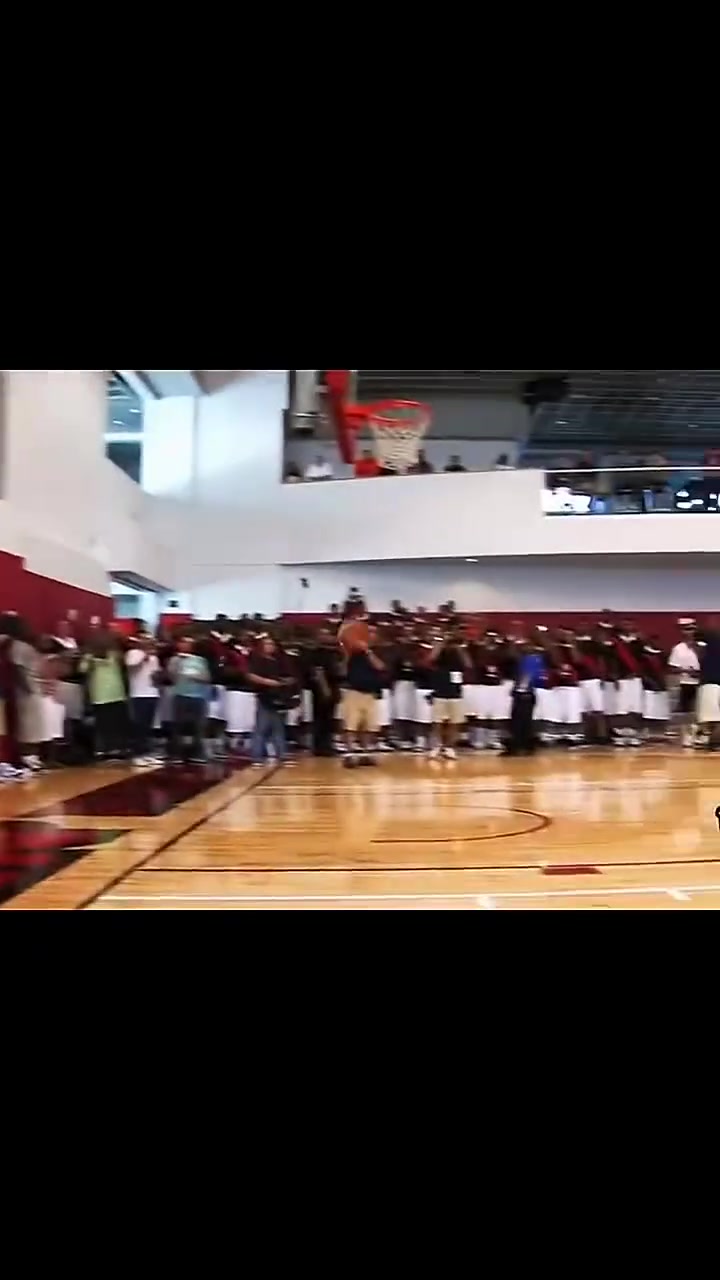 暴力美學(xué)的典范這個(gè)詞就是從格里芬這里來的