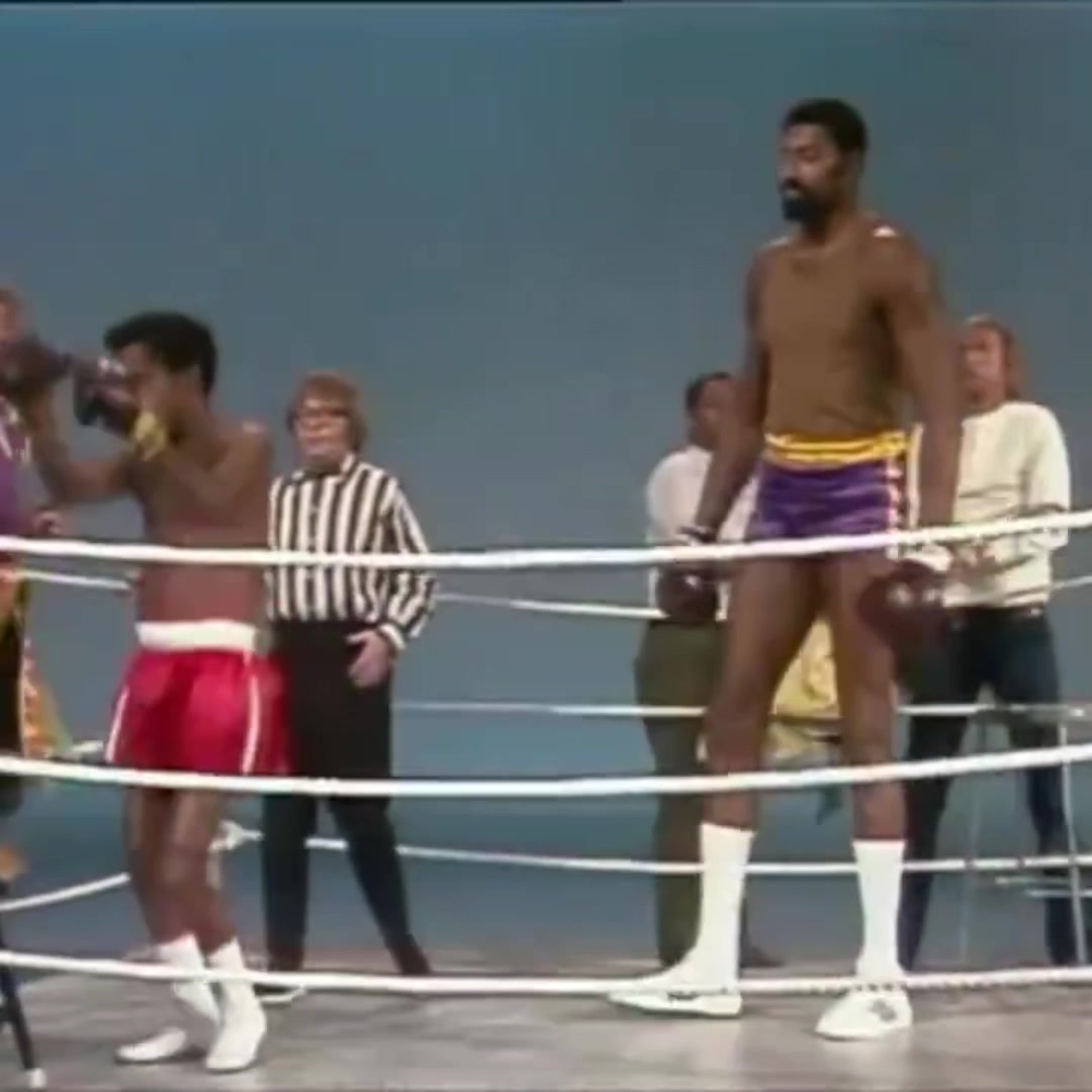 楊毅張伯倫才是真刷子100分那場球其實(shí)很丑陋