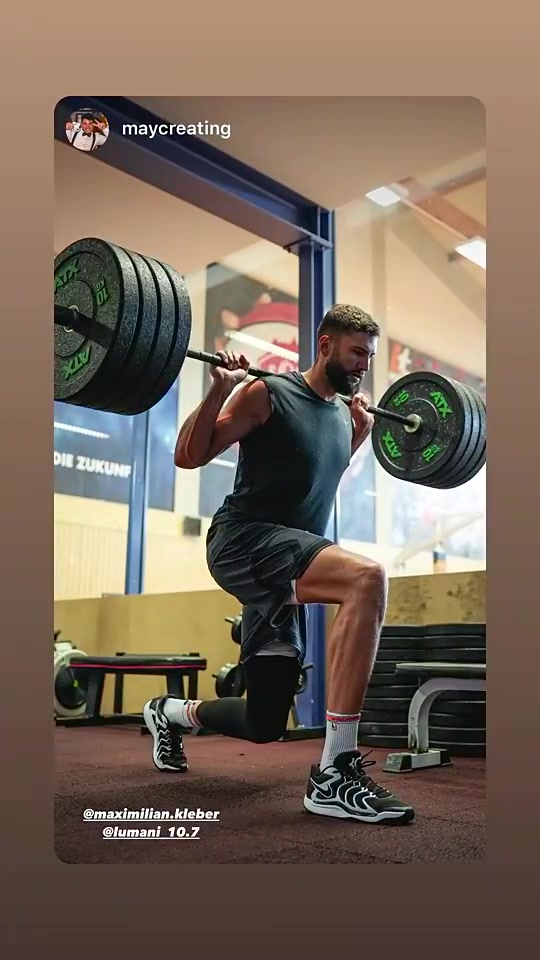 凈整沒用的克萊伯休賽期肌肉線條相當(dāng)炸裂結(jié)果沒開打就傷