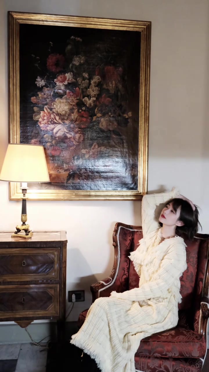 小七曬唯美自拍優(yōu)雅實在優(yōu)雅這個小姐姐太優(yōu)雅了