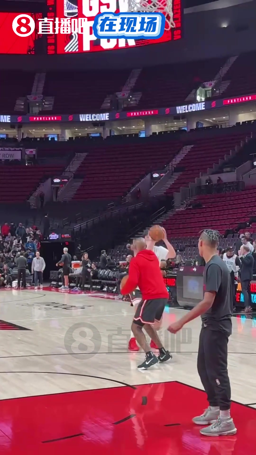 楊瀚森賽前有干擾三分練習(xí)命中率還需提升呀