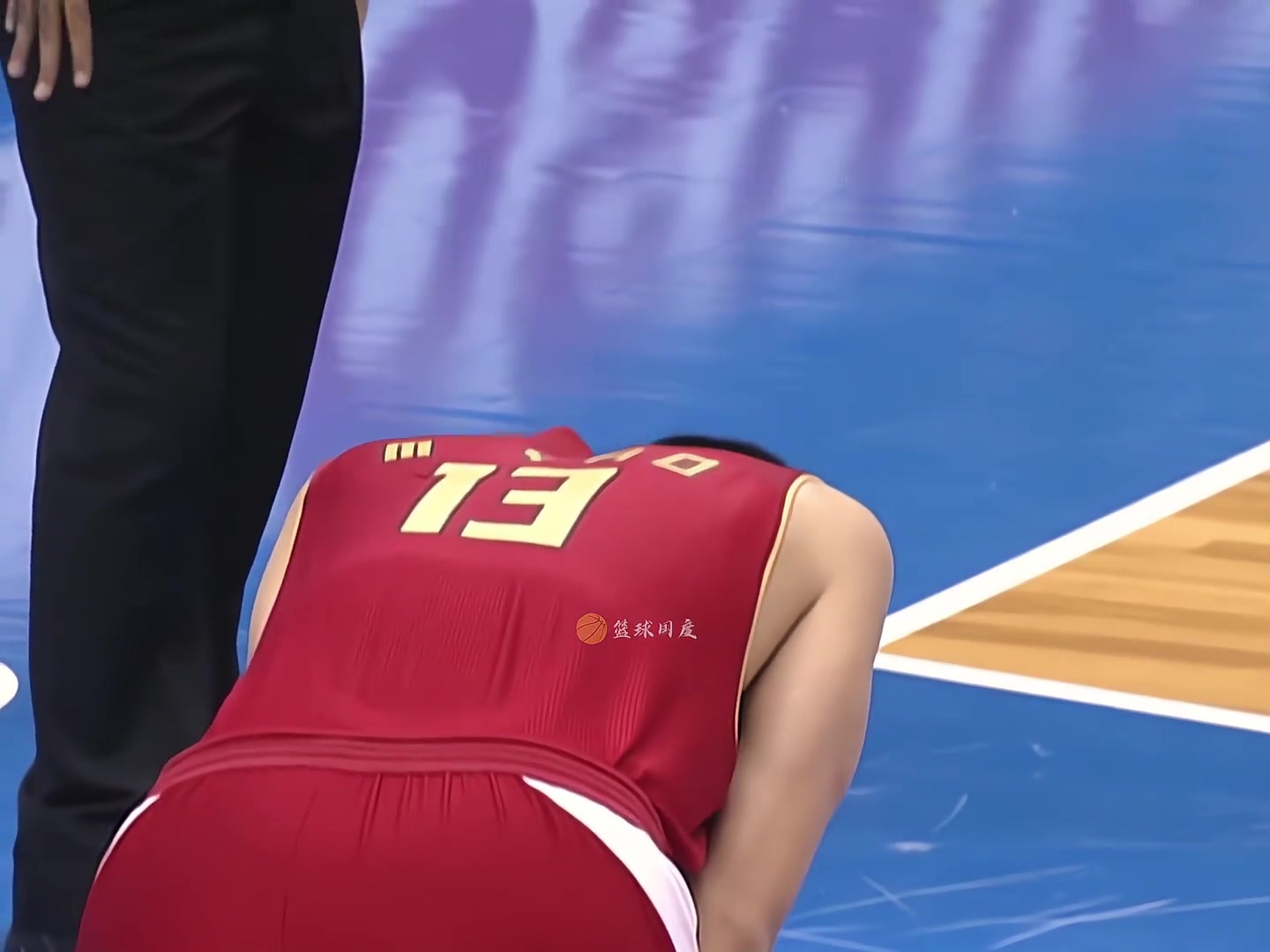 巔峰姚明太強了一人打爆夢之隊內(nèi)線牽扯讓CBA隊友輕松得分