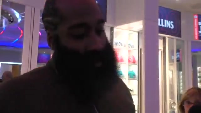 快船下半場(chǎng)調(diào)整迅速哈登我們回看了錄像然后改變了策略