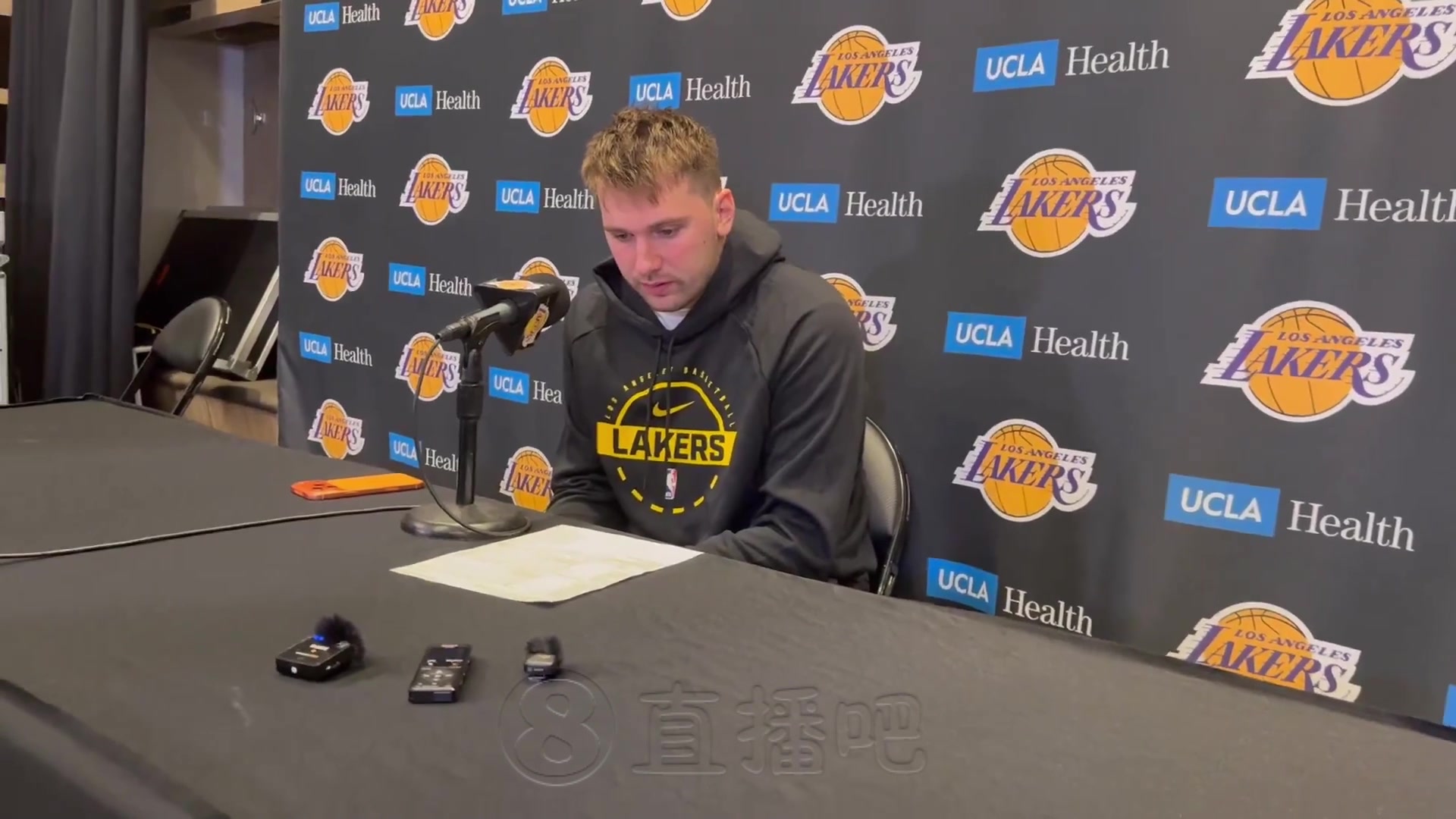 恐怖火力東契奇要是我和里夫斯今天準(zhǔn)一點(diǎn)我們能拿150分