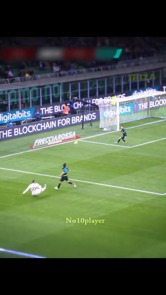 極限重溫什克里尼亞爾國米生涯最精彩一記解圍