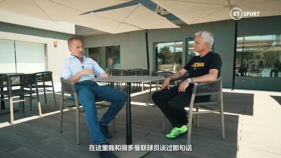 帶曼聯(lián)第二是生涯最大成就穆帥我寧愿我說(shuō)錯(cuò)了但事實(shí)證明是對(duì)的