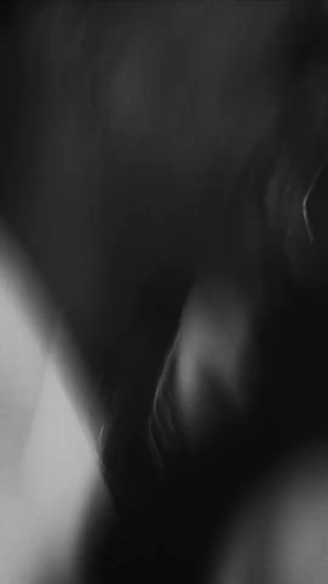 紙醉金迷亞馬爾18歲生日派對視頻流出金發(fā)美女熱舞