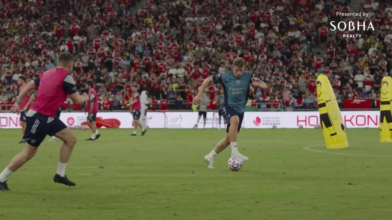 看看表現(xiàn)如何約克雷斯加盟阿森納的首場訓練賽