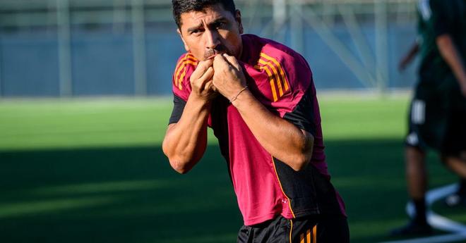 皮薩羅：羅馬首要目標(biāo)是歐冠資格，但再買幾個(gè)人他們能爭(zhēng)冠