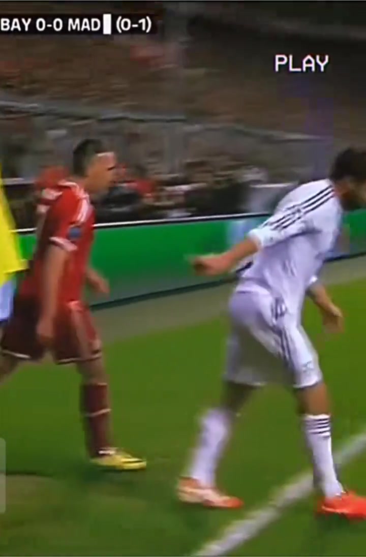 皇馬歐冠名場(chǎng)面佩佩拉莫斯雙鬼拍門