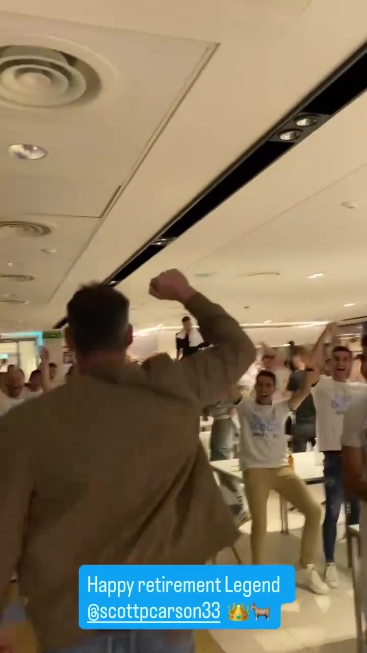 卡森退役快樂費(fèi)鳥此前轉(zhuǎn)發(fā)21年曼城慶祝視頻德布勞內(nèi)加入