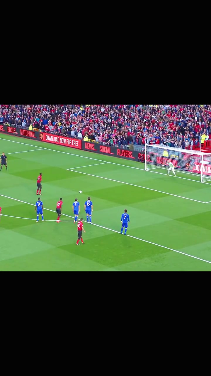 當博格巴罰點球時求對面門將的心理狀態(tài)