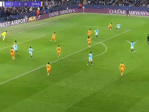 最好的藍月軍團星光閃耀的福登和阿爾瓦雷斯