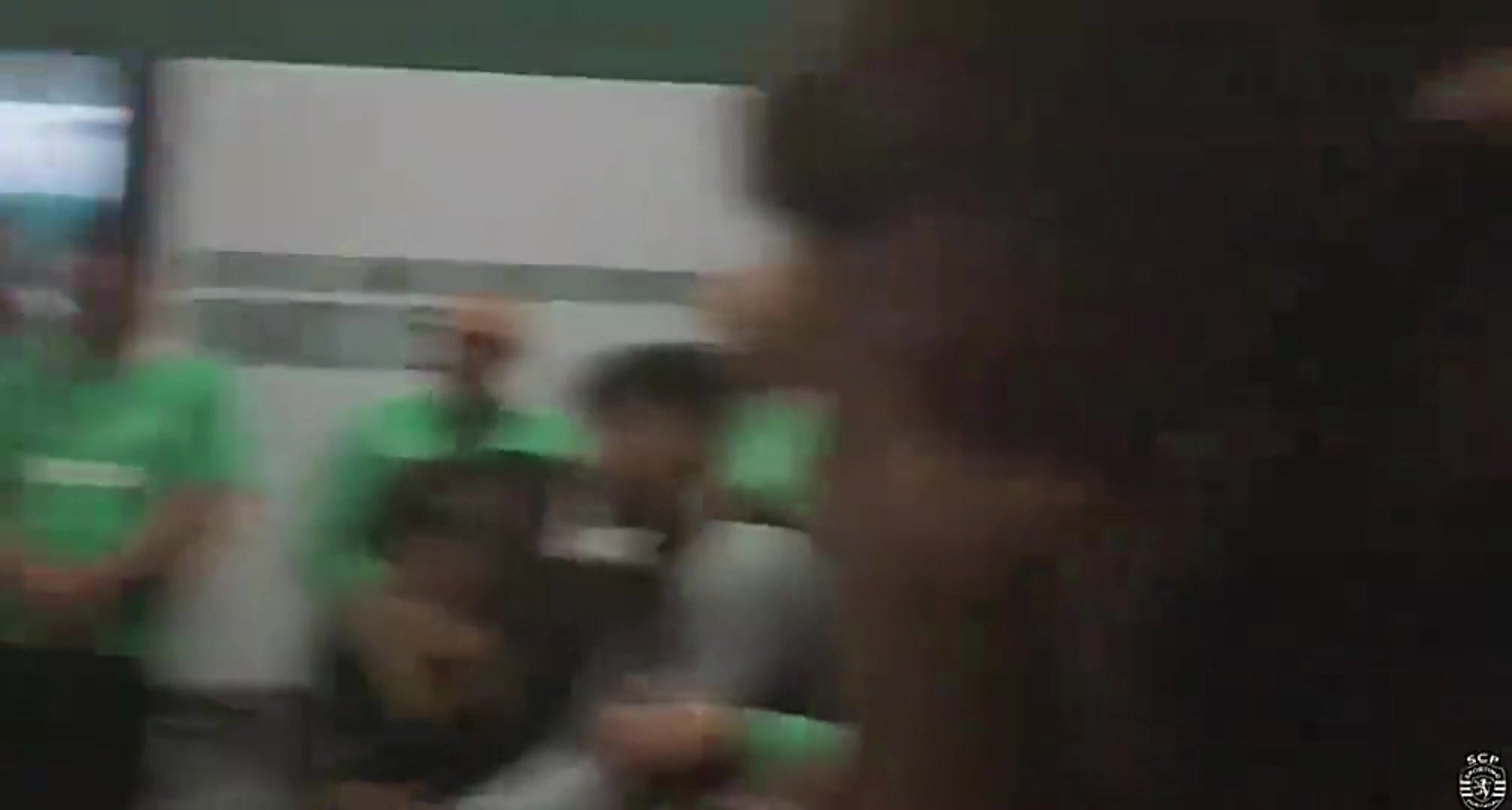 網(wǎng)傳阿莫林告別葡體時(shí)的講話視頻更衣室多人落淚