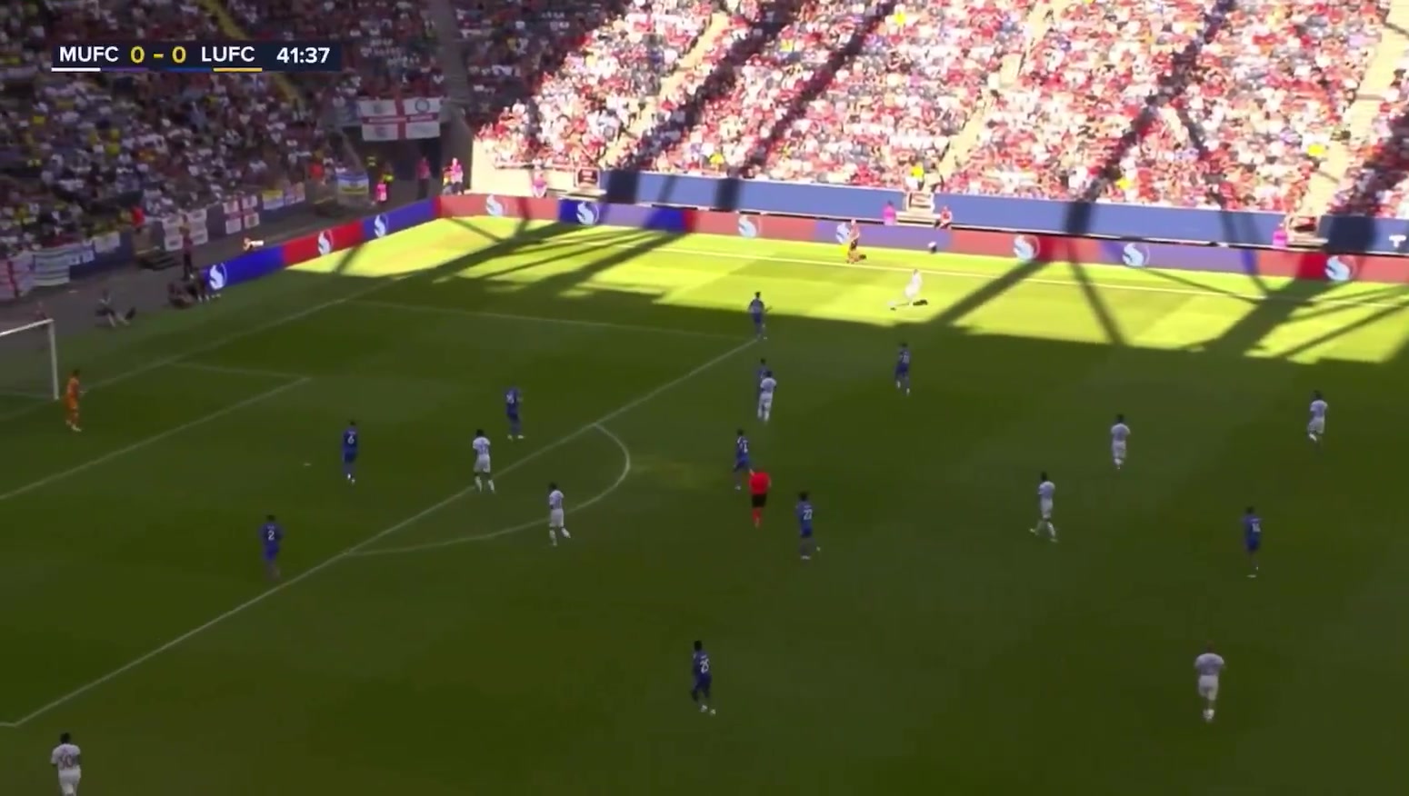 讓我來隊友選擇射門后庫尼亞有一點不滿