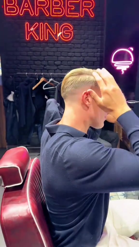 約克雷斯的倫敦生活從時(shí)尚發(fā)型開始