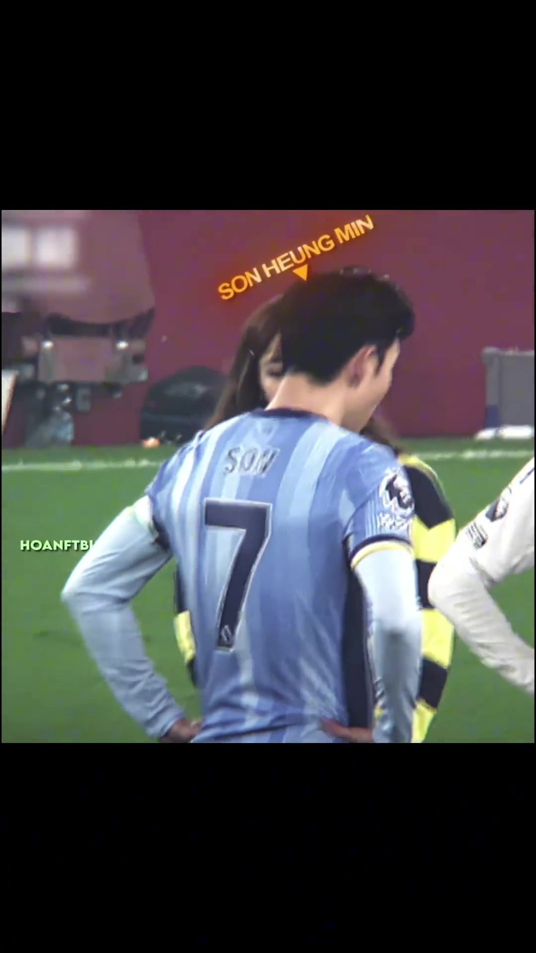 男球星女凝女團成員孫興慜對女星lisa不看一眼