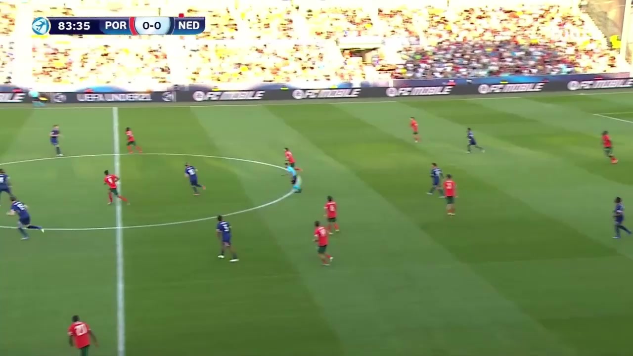 神劇情歐青賽葡萄牙多打一人反遭荷蘭絕殺 波庫單刀過門將破門