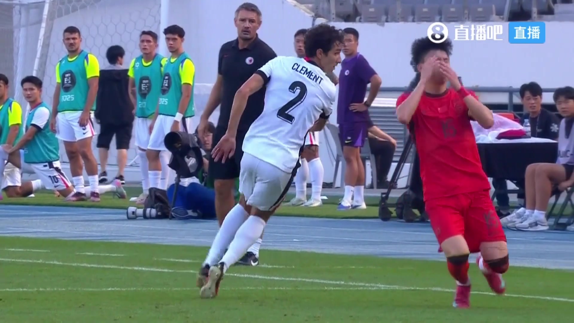 回看雙方沖突起因王鈺棟連遭小動作挑釁后失控楊晨控制情緒